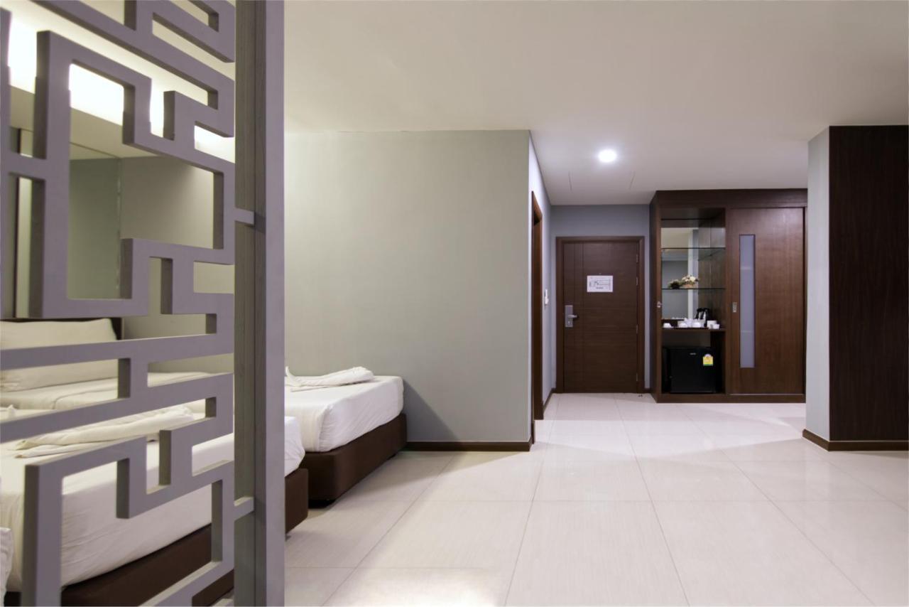 Grand Alpine Hotel Bangkok Zewnętrze zdjęcie