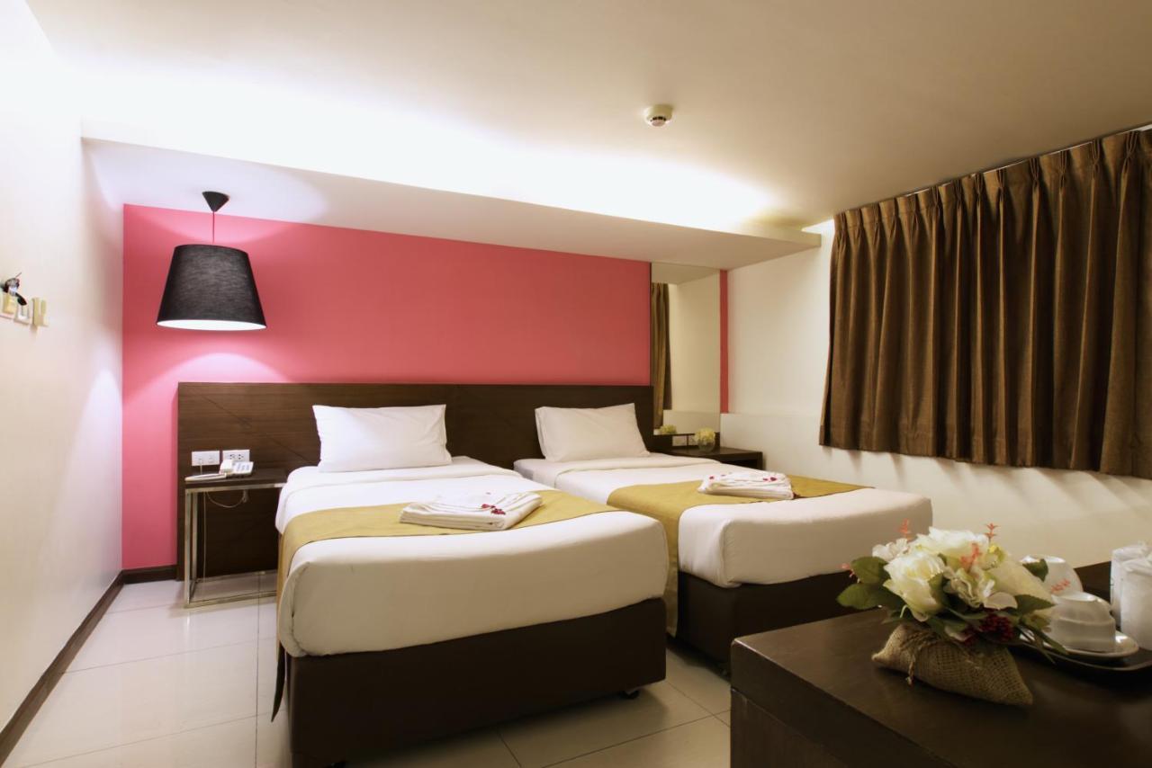 Grand Alpine Hotel Bangkok Zewnętrze zdjęcie