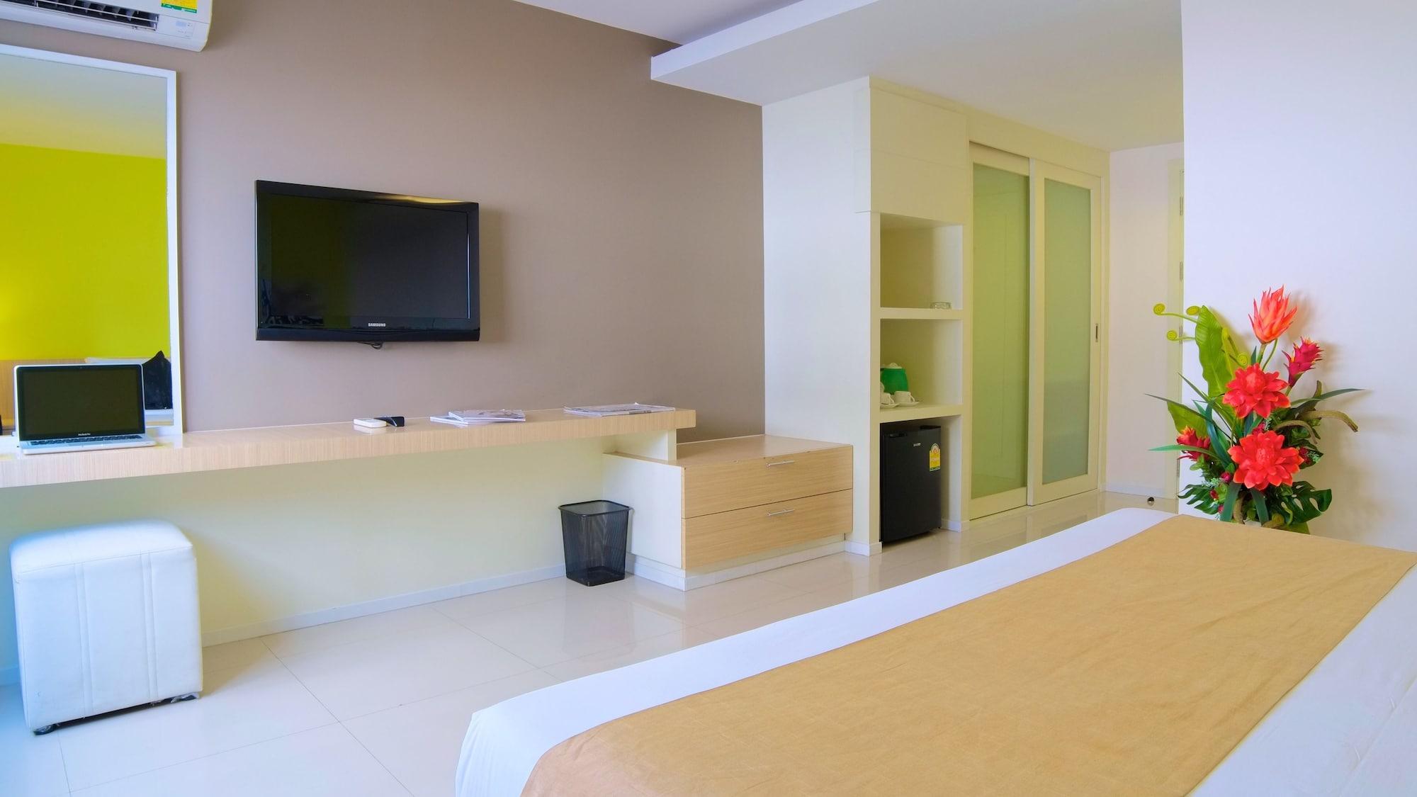 Grand Alpine Hotel Bangkok Zewnętrze zdjęcie