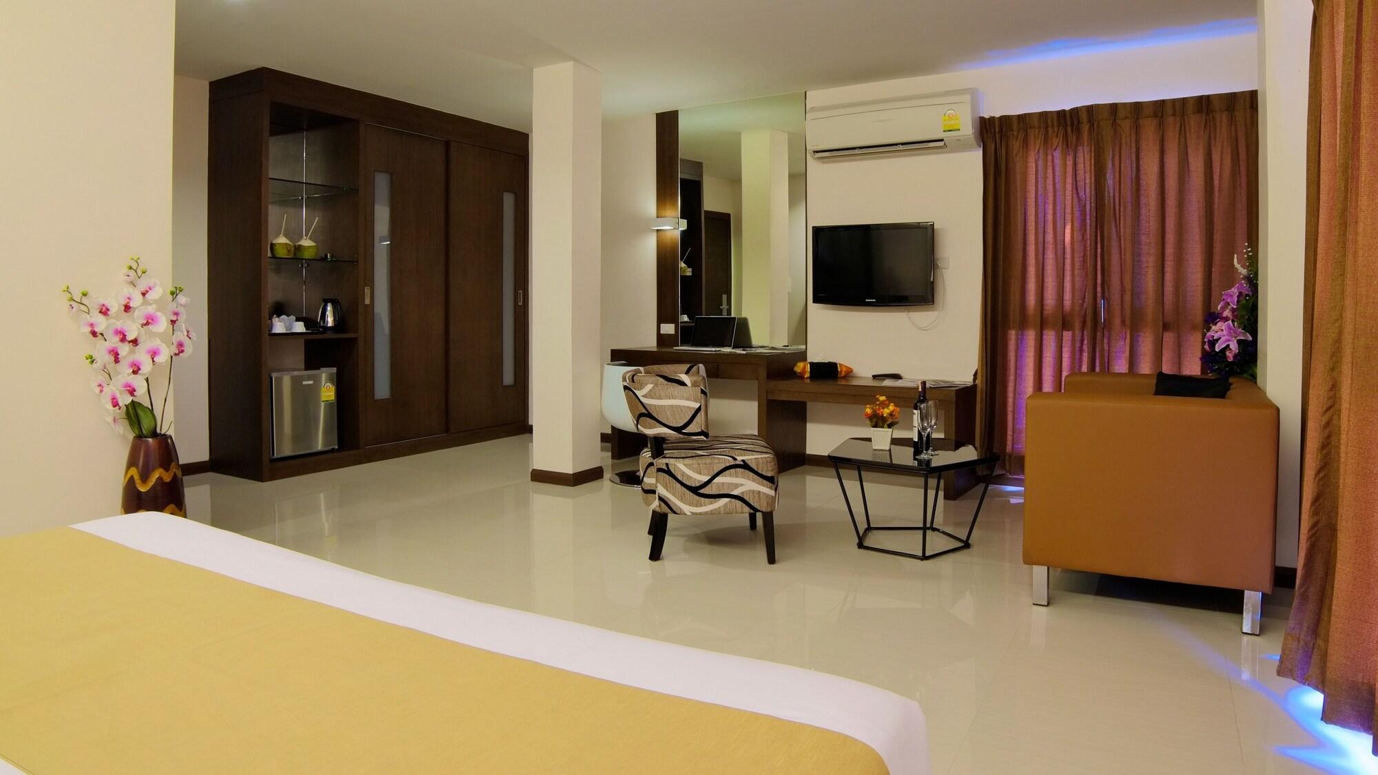 Grand Alpine Hotel Bangkok Zewnętrze zdjęcie