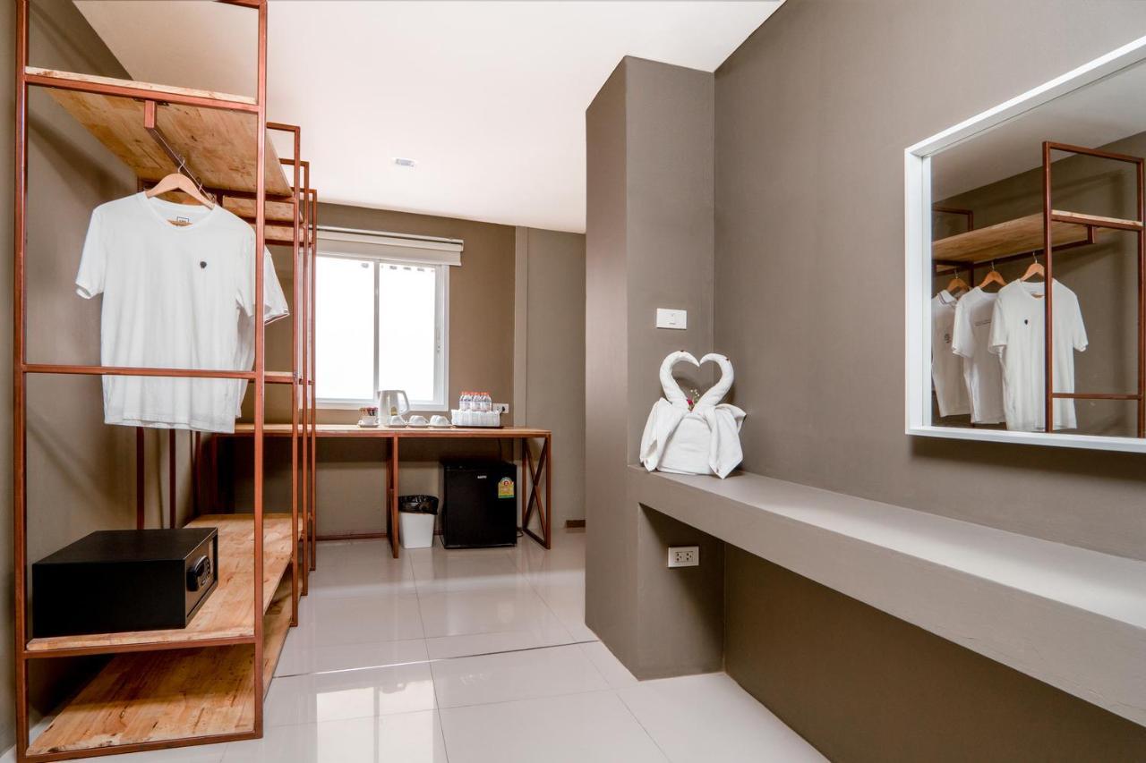 Grand Alpine Hotel Bangkok Zewnętrze zdjęcie