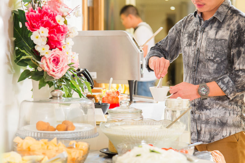 Grand Alpine Hotel Bangkok Zewnętrze zdjęcie
